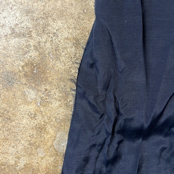 Sophie Max Black Tunic Dress with 3/4 Sleeves and Mandarin Collar
Size: small - Picture 4 of 5